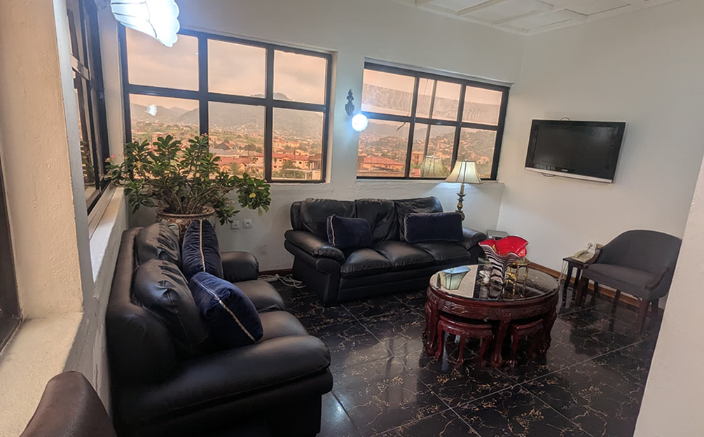 Penthouse Suite
