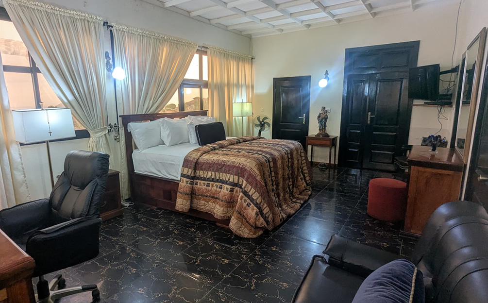 Penthouse Suite